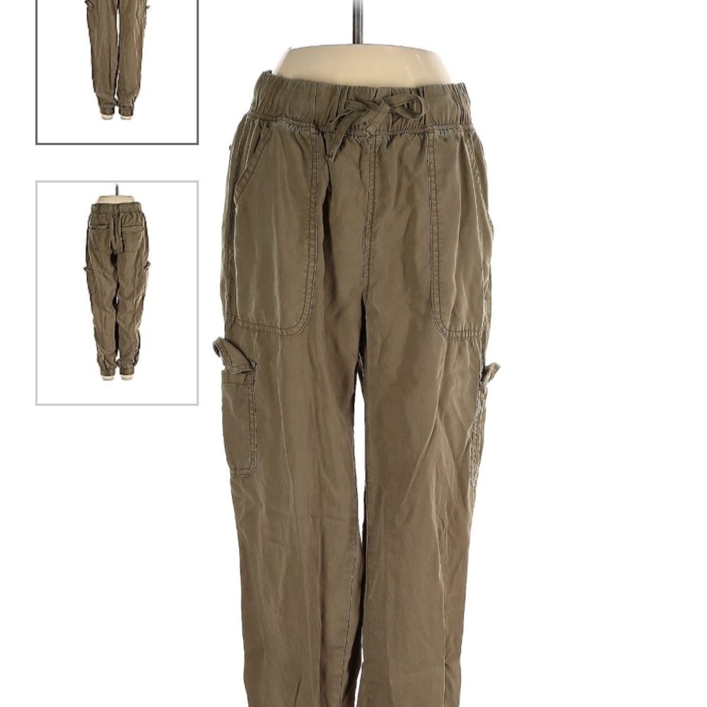 Thread + supply women’s cargo joggers NWOT These are so cute 🥰